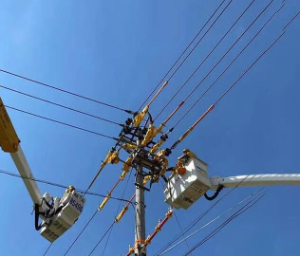 帶電作業(yè)車(chē)出租